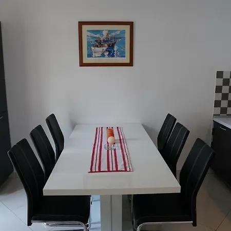 Sesar Apartments Krk - No. 2 Vinko Krk Town Exteriér fotografie